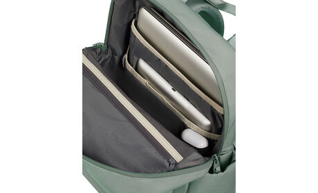 Laptop compartment 15"