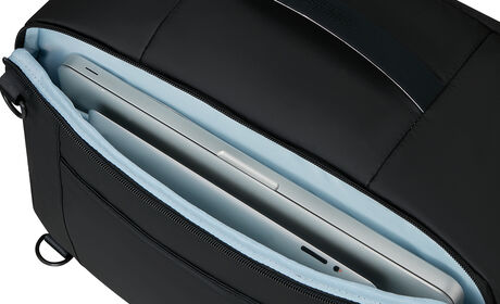 Laptop compartment 14"