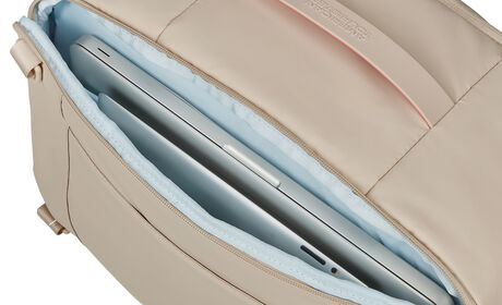 Laptop compartment 14"