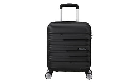 Fitting Easyjet's free-on board cabin policy