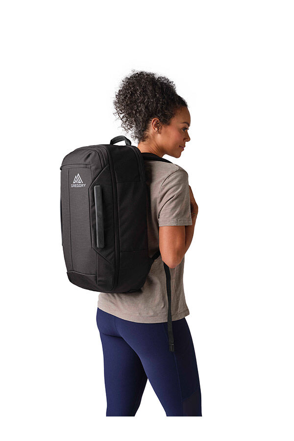 Gregory  Border 30  Pool Party