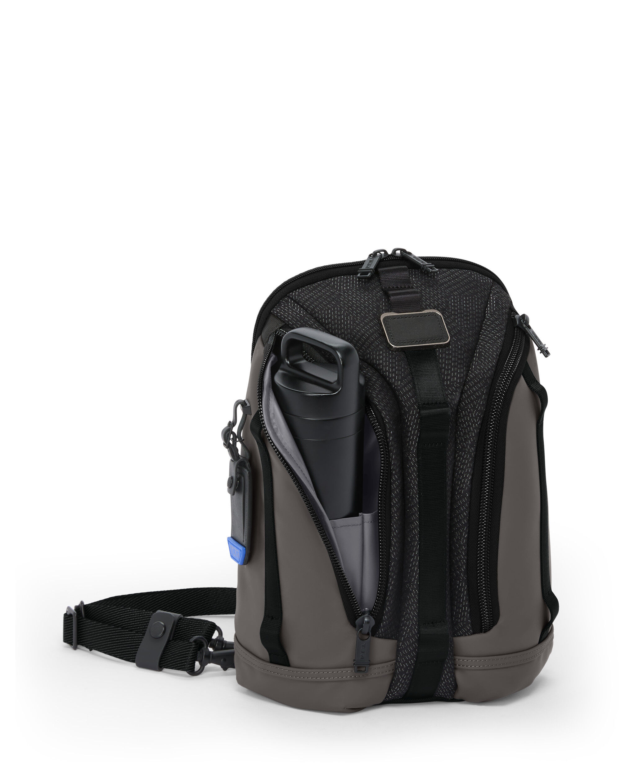 Alpha Bravo Sling Bag | TUMI Knight Sling