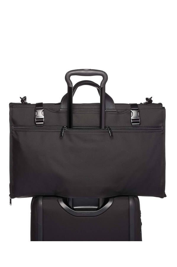 TUMI Alpha 3 GARMENT TRI-FOLD C/O Black