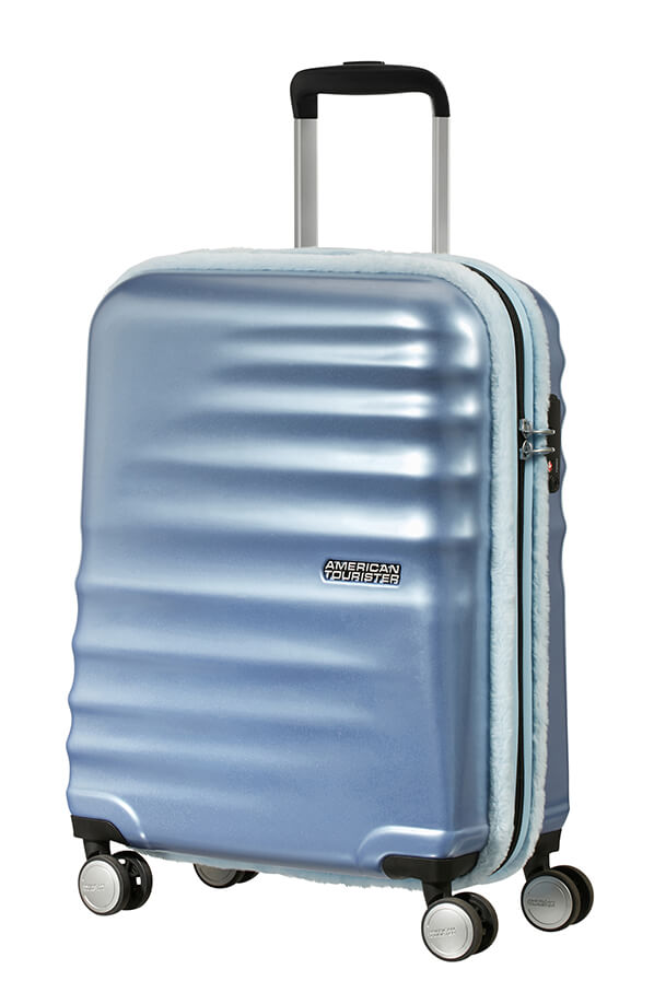 american tourister wavebreaker 20